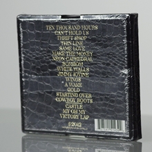 Picture of THE HEIST(GATOR SKIN DLX BOX)  by MACKLEMORE & RYAN LEWIS